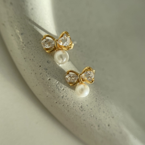 Kolczyki kokardki z perłą srebro pozłacane