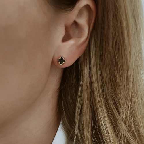 Minimalistyczne kolczyki z koniczynką marokanską srebro pozłacane