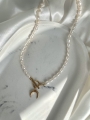 Naszyjnik z pereł naturalnych z księżycem LUNULA PEARLS