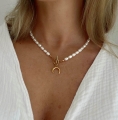 Naszyjnik z pereł naturalnych z księżycem LUNULA PEARLS